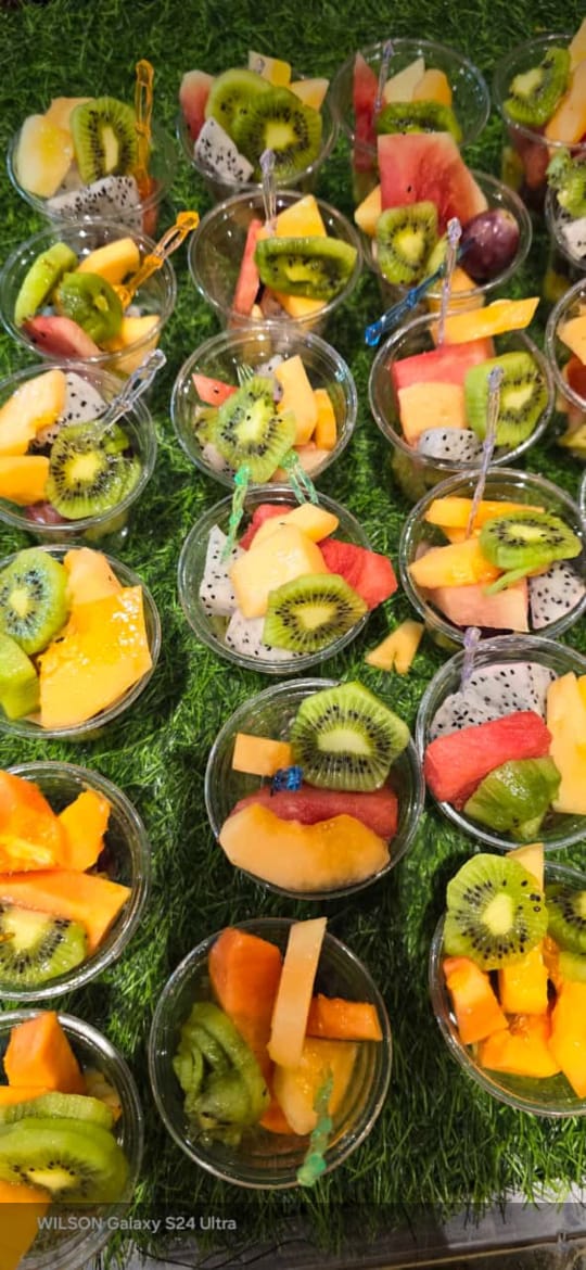 Customized Fruits